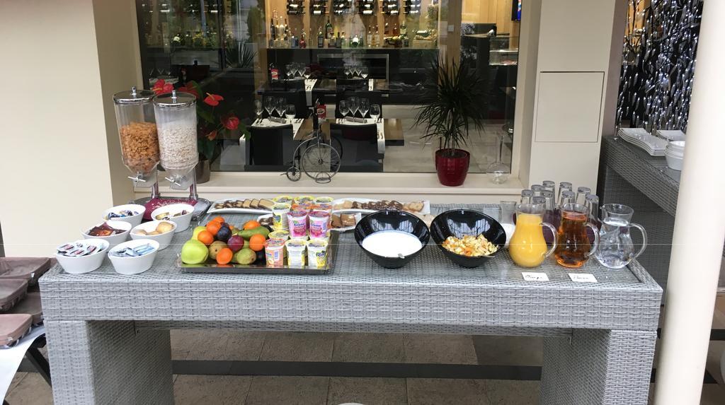 Hostellerie De La Vendee Lancy Ngoại thất bức ảnh